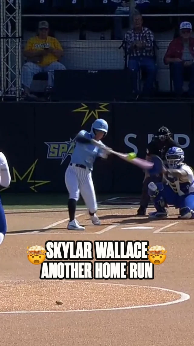 @skylar.wallace does it AGAIN! ð¤¯

She's wasting no time climbing the home run leader board!