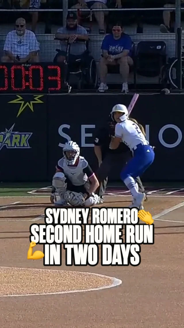 @sydsyd2 sends her second one out of the park in just as many games ð