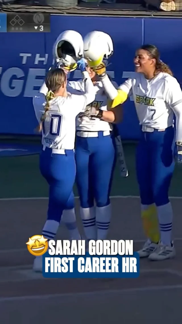 FIRST CAREER HR FOR SARAH GORDON ð¤©ð¤©