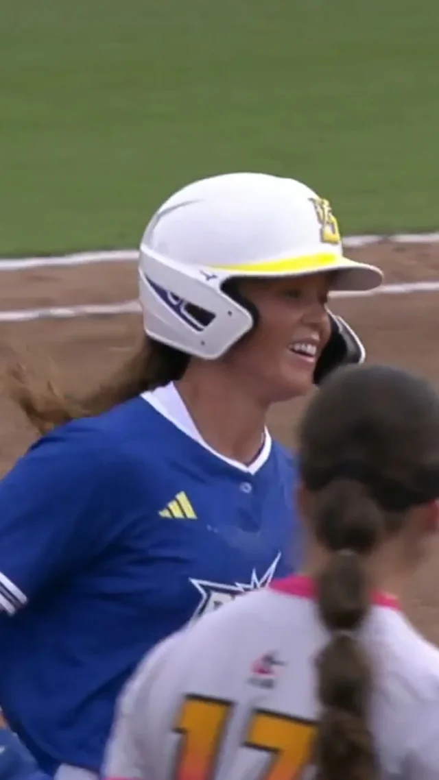 Maya Brady, Sydney Romero and Delanie Wisz hit three consecutive solo shots to give OKC the 3-1 lead! ð¤¯