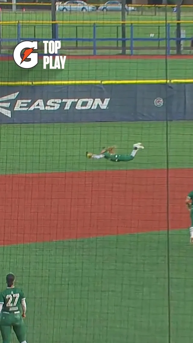 JAYDA COLEMAN HOW DO YOU DO ð¤¯

what a grab, presented by @gatorade