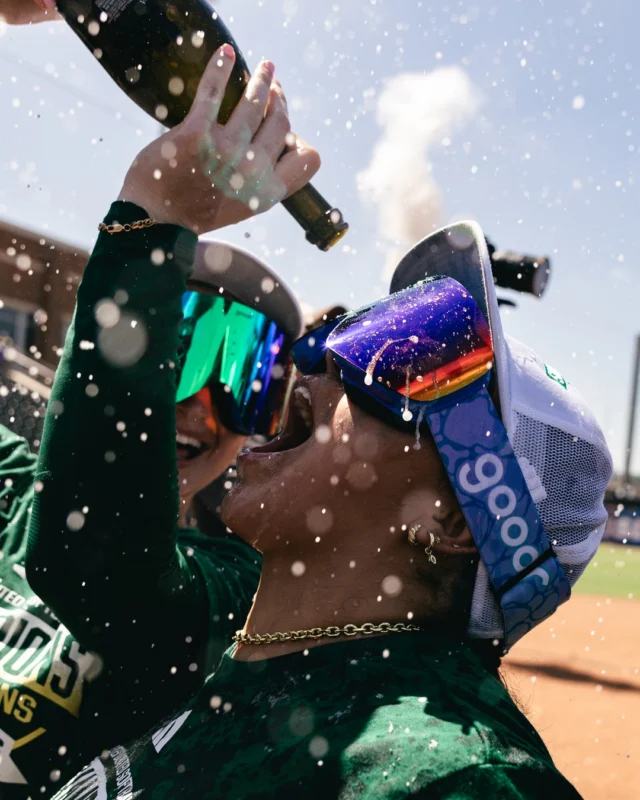 they say a picture's worth a thousand words... 

these say "CHAMPIONS." ðð¥ð