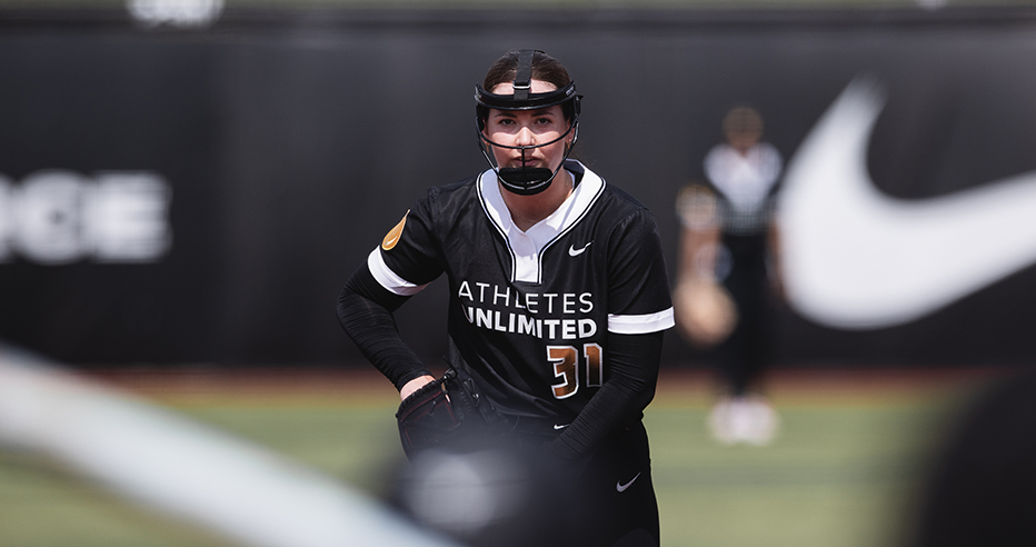Kat Sandercock pitches during the 2024 AU Pro Softball Championship season.