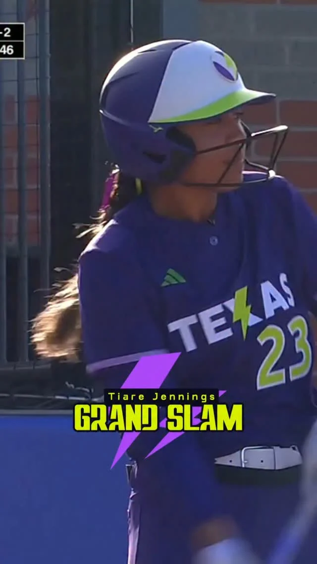 when I'm having a bad day, I just think back to how I felt after @_tiarejennings hit this grand slam ð¥°