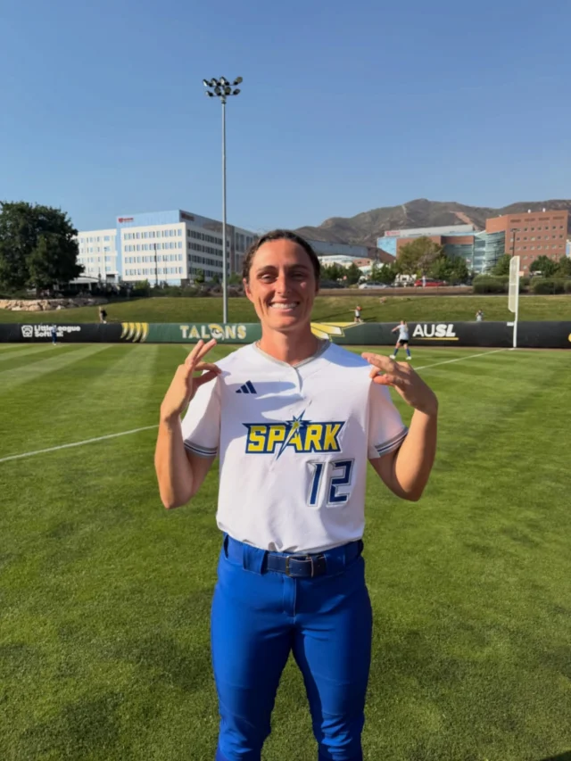 Jailyn Ford officially repping the Spark! â¡ï¸